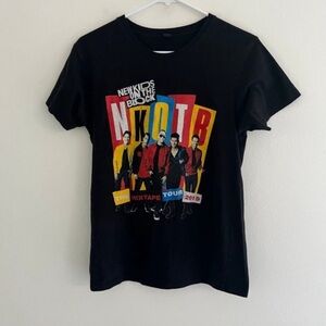 New Kids On The Block 2019 Mixtape Tour Tee Small